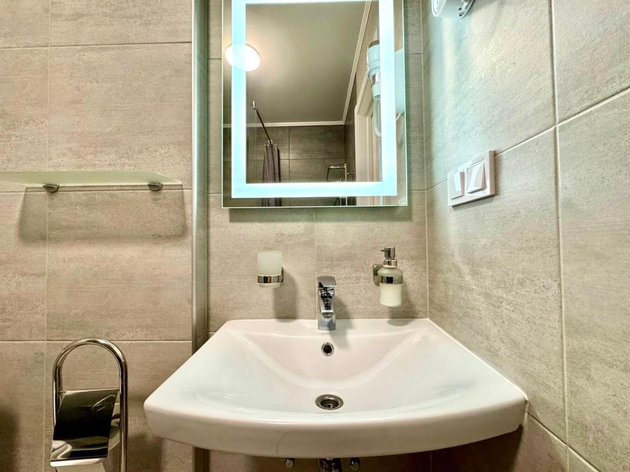 Apartpoltava Апартаменти Бізнес-Класу В Престижній Новобудові З Панорамним Балконом Центр מראה חיצוני תמונה